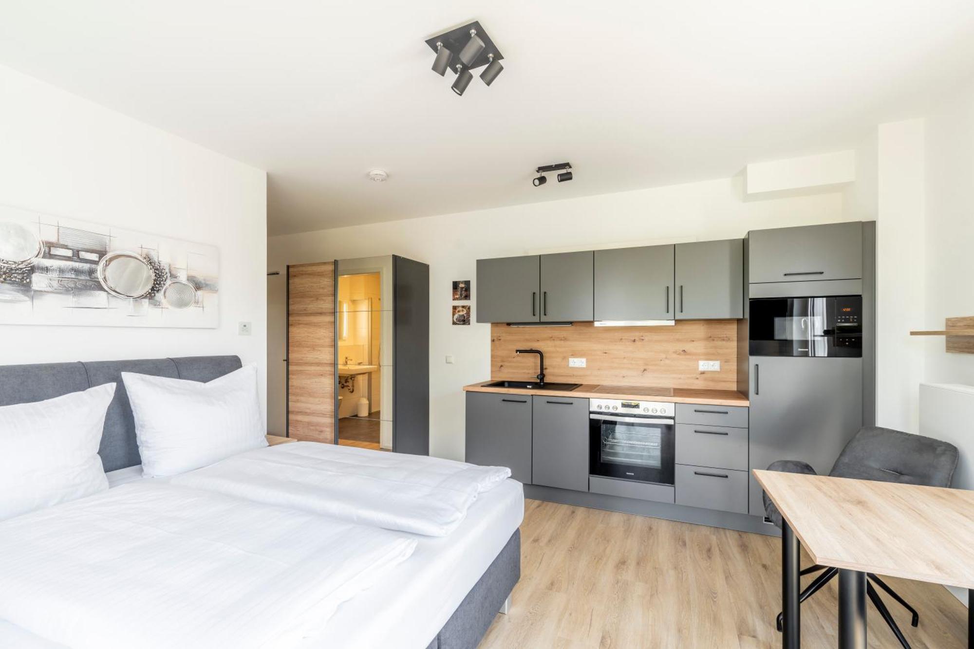 Vr-Serviced Apartments Wuerzburg Estenfeld Exterior photo